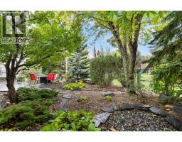 190 Woodpark Circle Sw, Calgary, AB T2W6G1 Photo 38