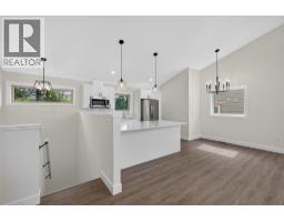 1208 Swansea Crescent, Windermere, BC V0B2L0 Photo 17
