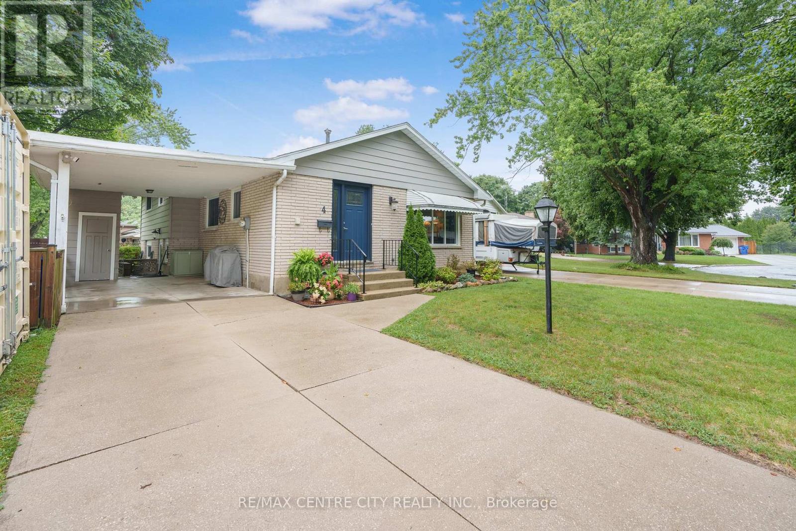 4 QUAIL PLACE - 37