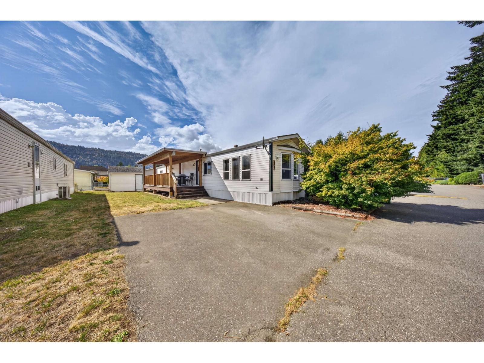 15 44565 MONTE VISTA DRIVE, Sardis South