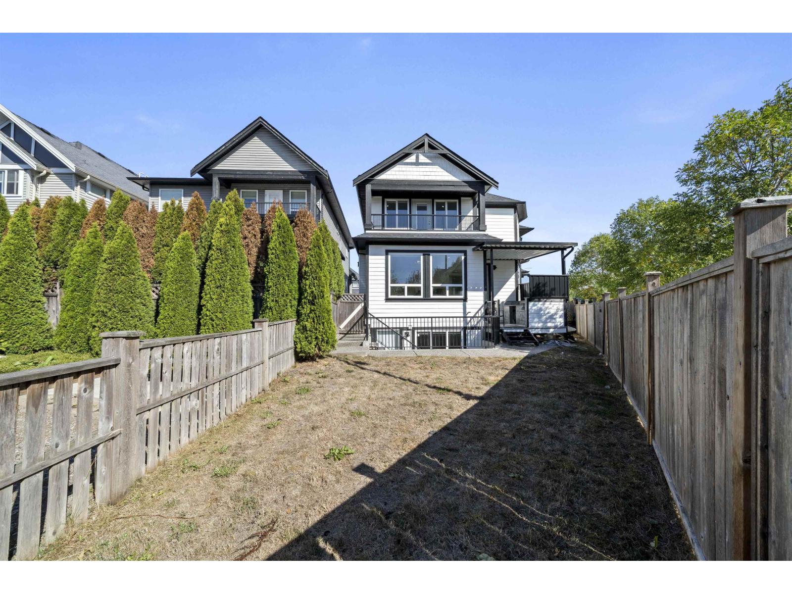 21070 76A AVENUE, Langley