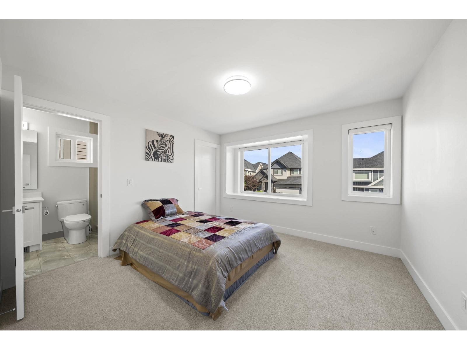 21070 76A AVENUE, Langley