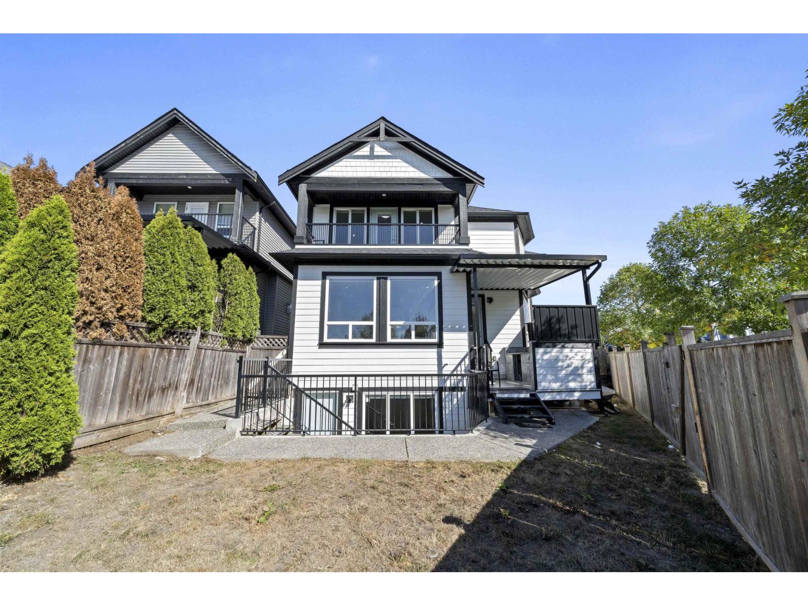 21070 76A AVENUE, Langley
