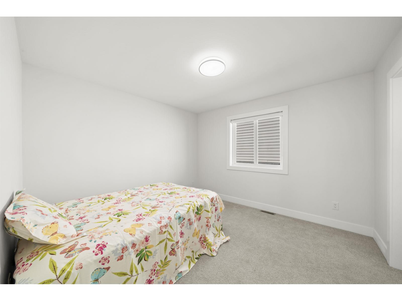 21070 76A AVENUE, Langley