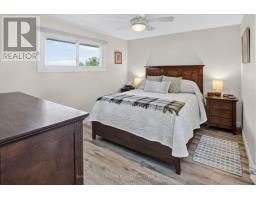 840 East West Line, Niagara On The Lake, ON L0S1J0 Photo 15