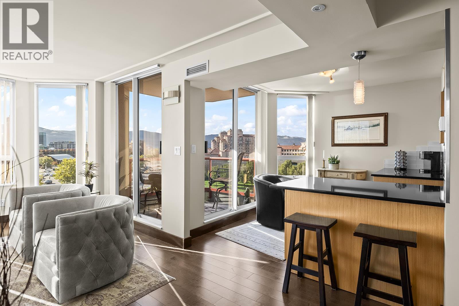 603 1160 Sunset Drive, Kelowna