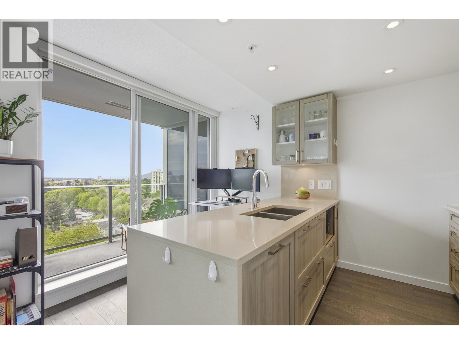 1104 5665 BOUNDARY ROAD, Vancouver