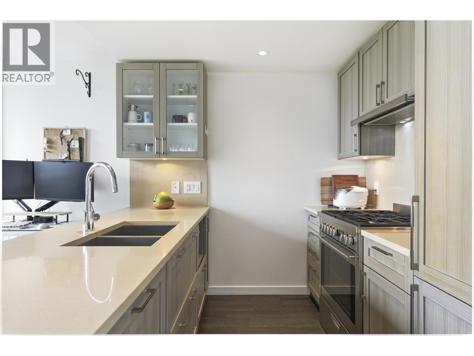 1104 5665 BOUNDARY ROAD, Vancouver