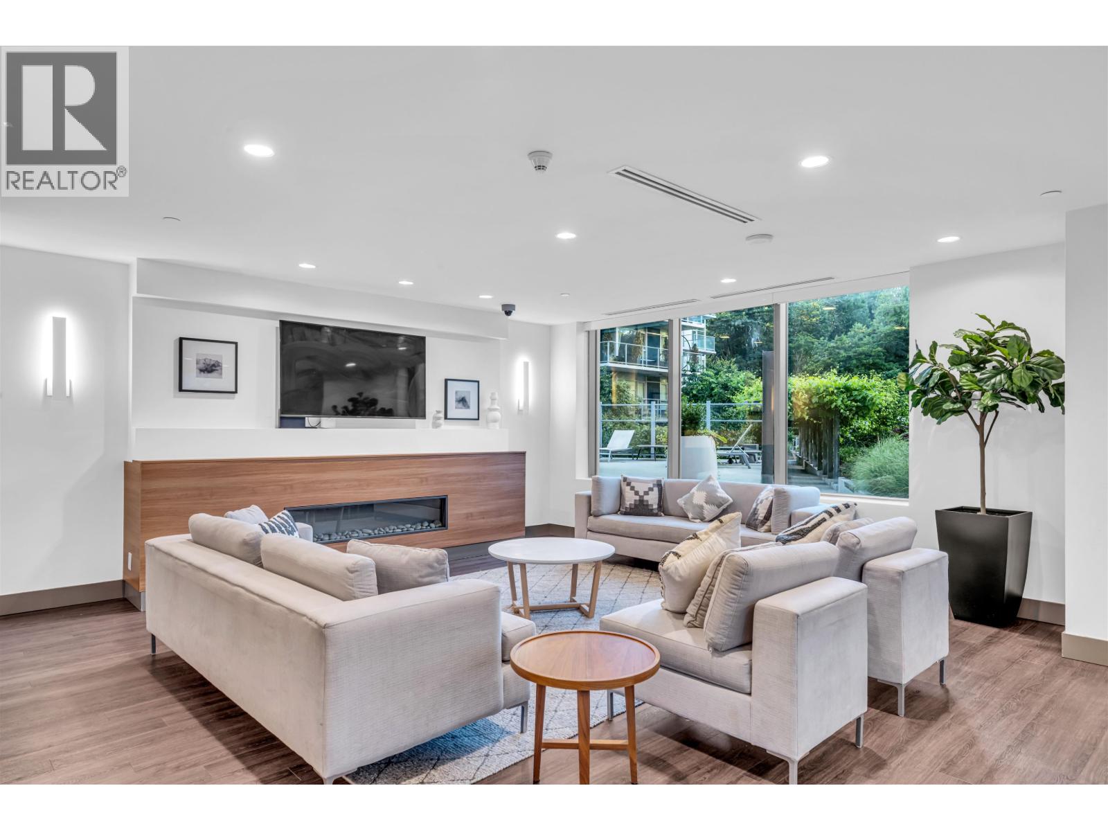 307 8580 RIVER DISTRICT CROSSING, Vancouver