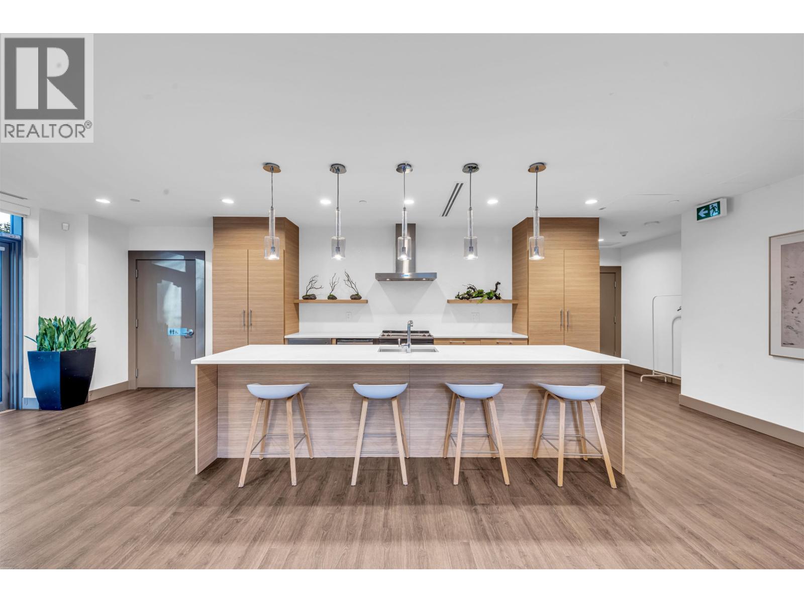307 8580 RIVER DISTRICT CROSSING, Vancouver