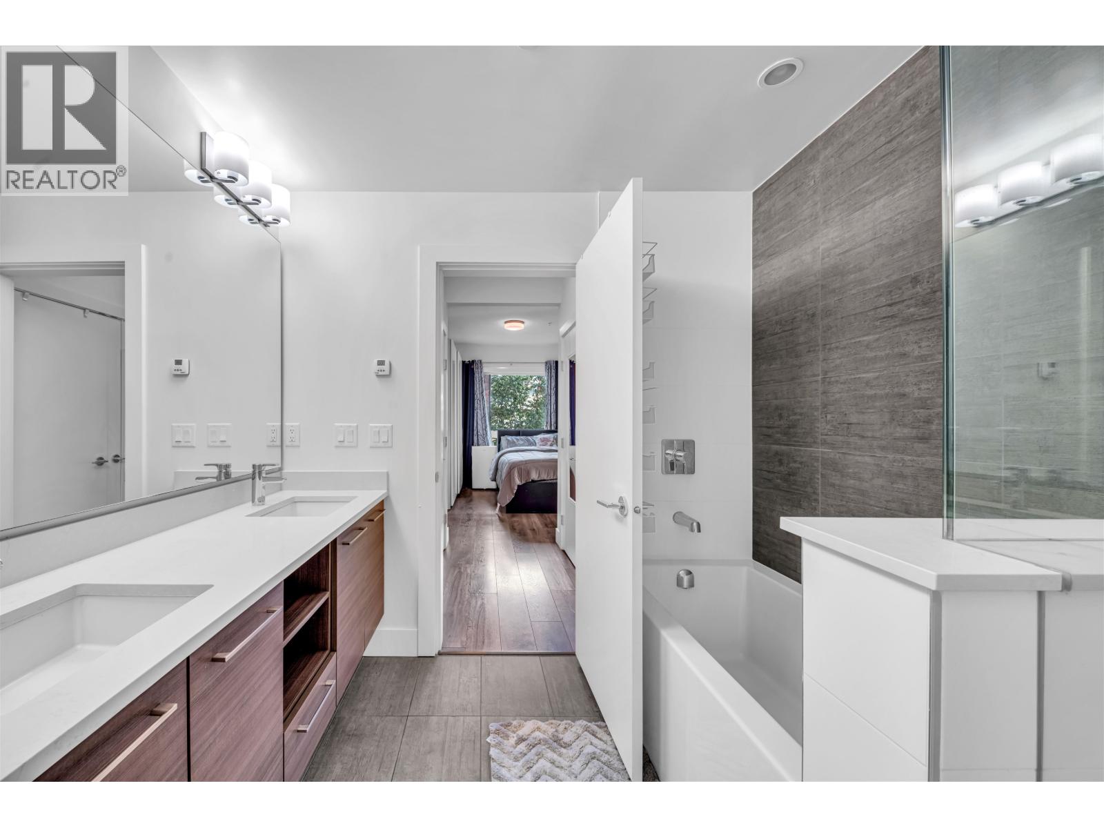 307 8580 RIVER DISTRICT CROSSING, Vancouver