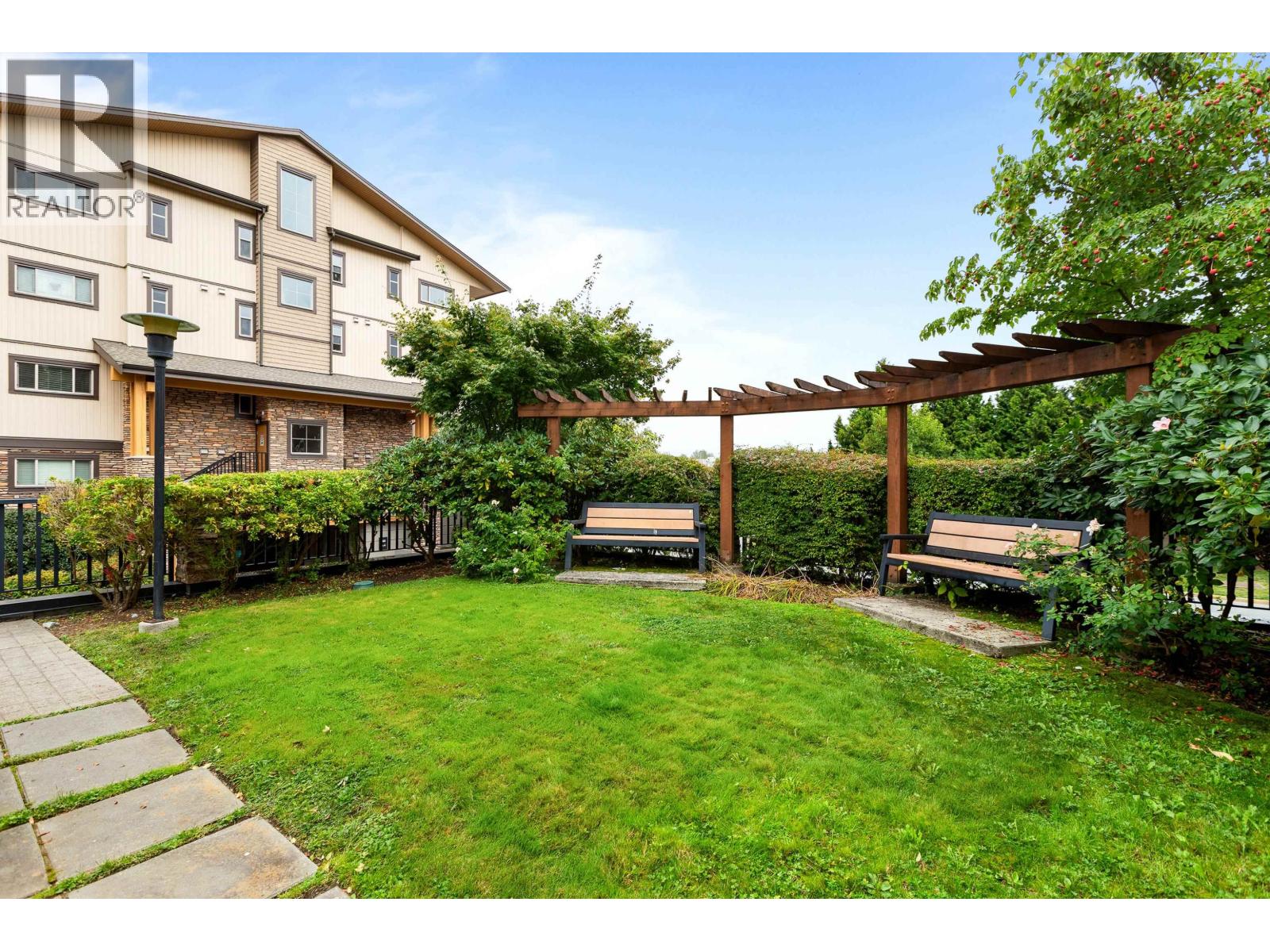 208 12565 190A STREET, Pitt Meadows