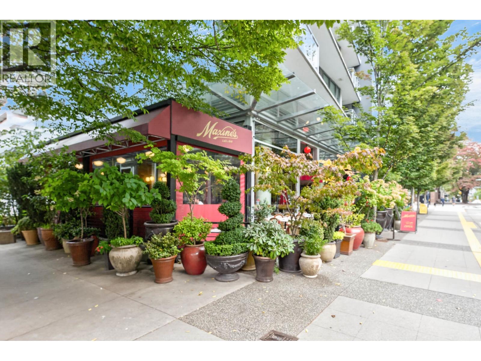 313 950 DRAKE STREET, Vancouver
