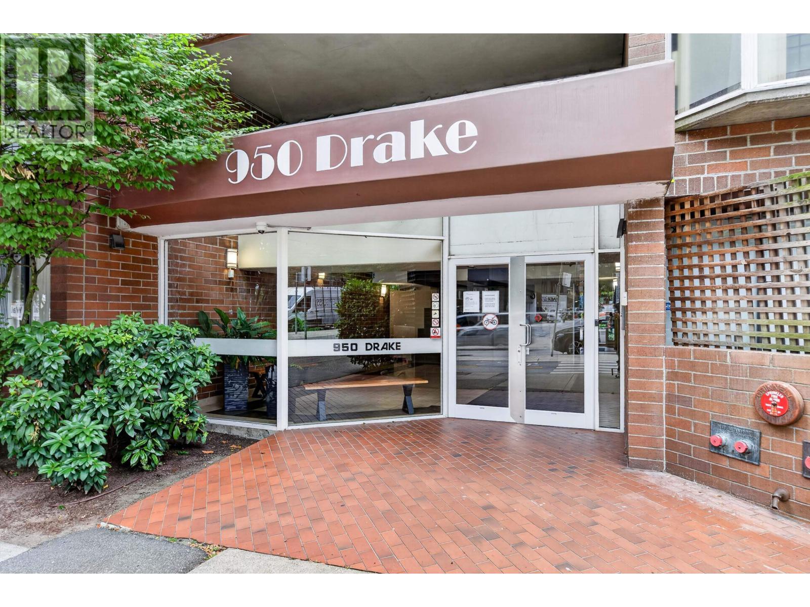 313 950 DRAKE STREET, Vancouver