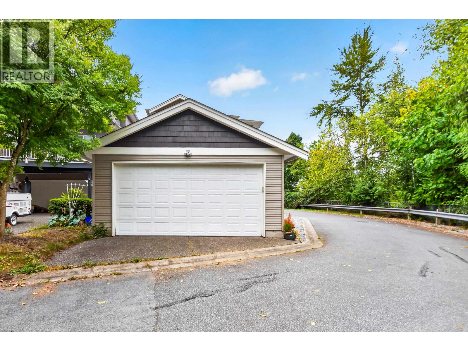 22799 116 AVENUE, Maple Ridge