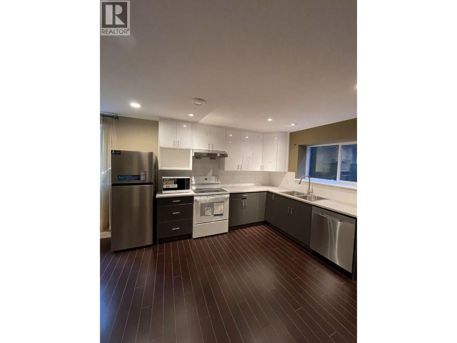 4000 DEVONSHIRE AVENUE, Coquitlam