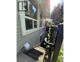 4000 Devonshire Avenue, Coquitlam, BC V3E0A7 Photo 11