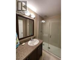 4000 Devonshire Avenue, Coquitlam, BC V3E0A7 Photo 9