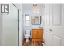 Primary Bedroom - 700 Mt York Drive, Coldstream, BC V1B3X2 Photo 17