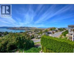 700 Mt York Drive, Coldstream, BC V1B3X2 Photo 35