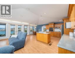 Bedroom - 700 Mt York Drive, Coldstream, BC V1B3X2 Photo 8