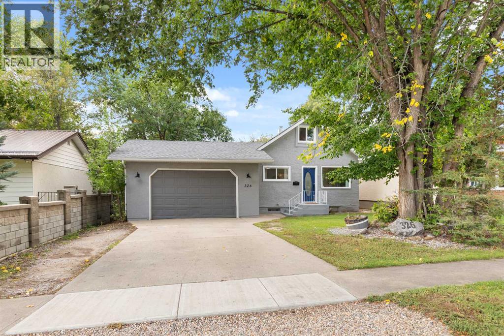 326 5 Street SE, Redcliff, Alberta, T0P2P0