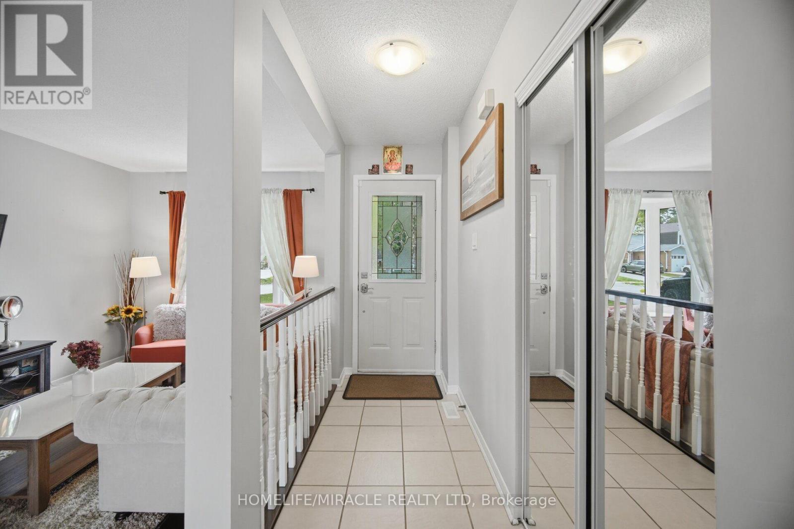 113 FANSHAWE DRIVE, Brampton (Heart Lake West) — photo 6