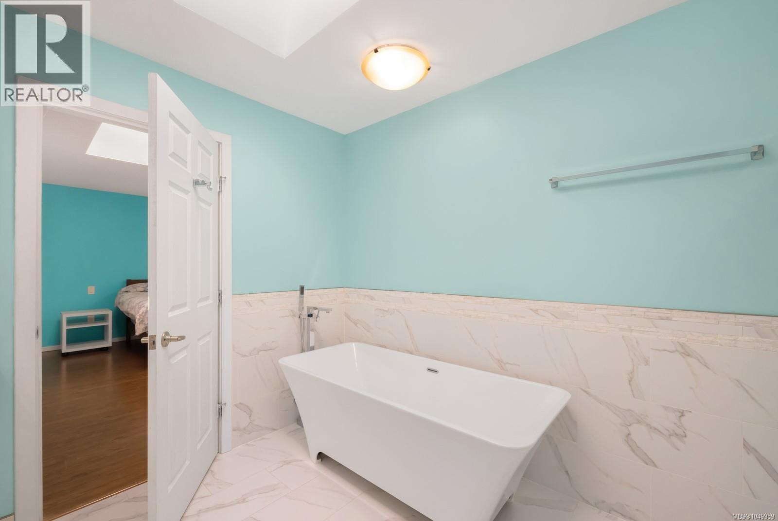 3187 Moorfield Rd - Image 26
