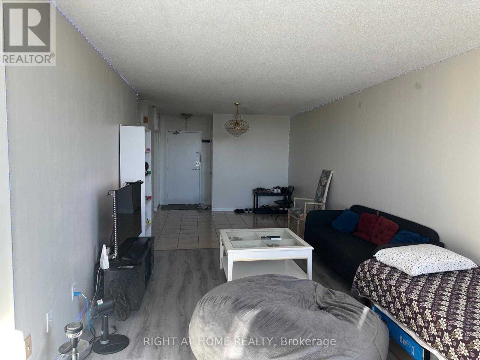 2050 Bridletowne Circle — photo 20