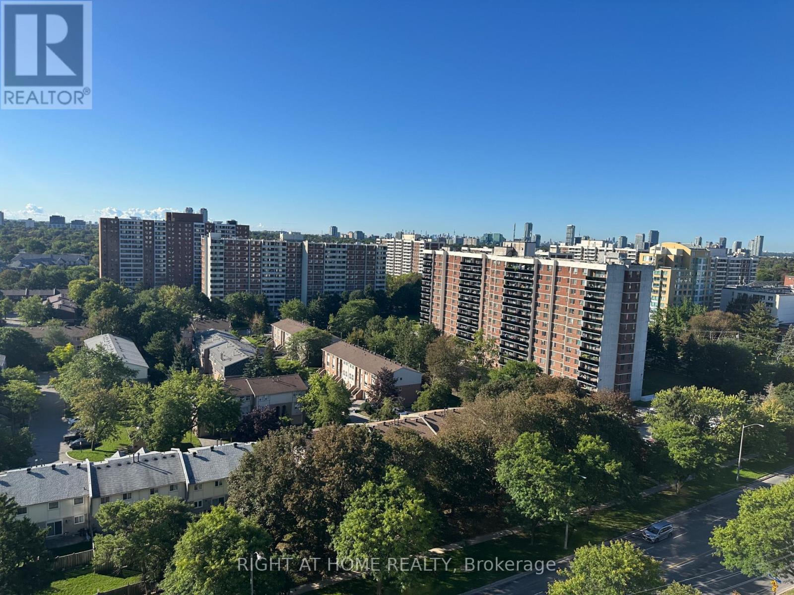 2050 Bridletowne Circle — photo 18