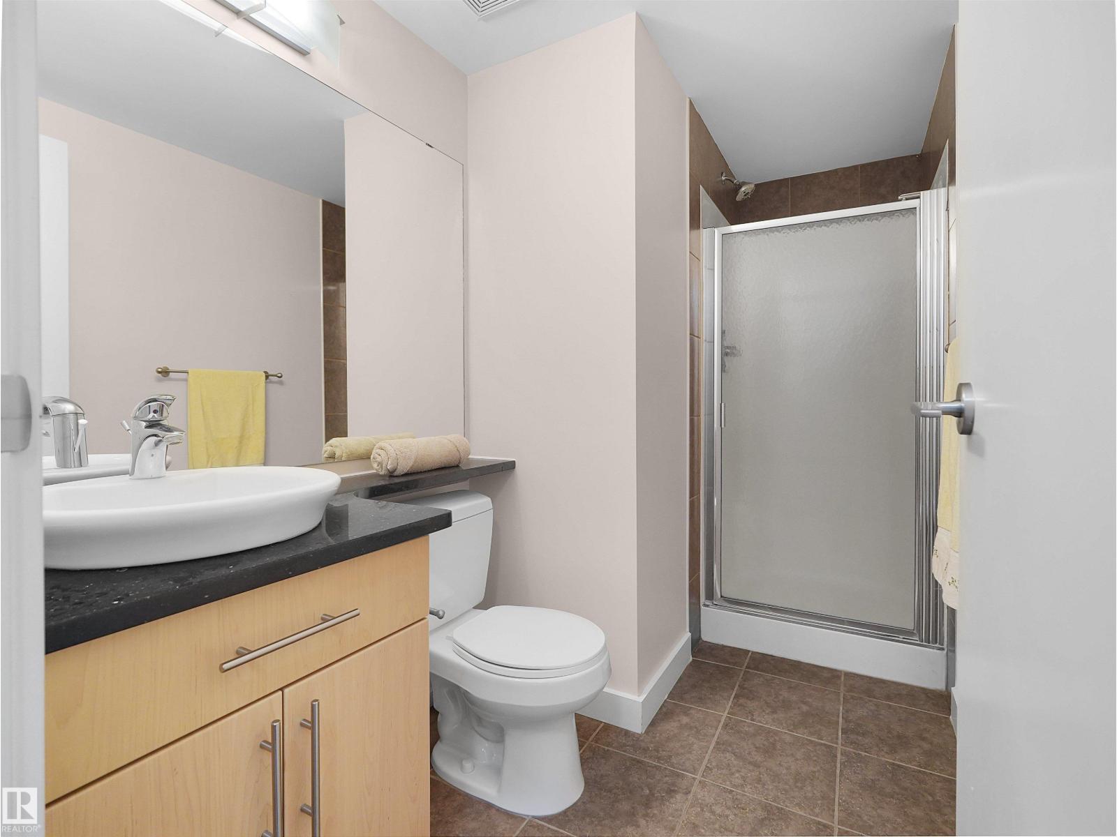 #1601 10136 104 ST NW - 23
