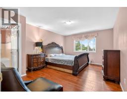 1599 Plateau Crescent, Coquitlam, BC V3E3B3 Photo 16