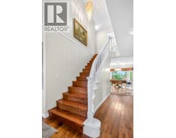 1599 Plateau Crescent, Coquitlam, BC V3E3B3 Photo 14