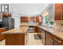 1599 Plateau Crescent, Coquitlam, BC V3E3B3 Photo 10