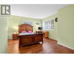 1599 Plateau Crescent, Coquitlam, BC V3E3B3 Photo 12