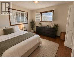 76 Valley Creek Crescent Nw, Calgary, AB T3B5V3 Photo 28