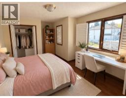 76 Valley Creek Crescent Nw, Calgary, AB T3B5V3 Photo 26