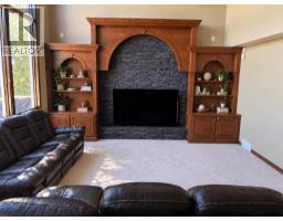 76 Valley Creek Crescent Nw, Calgary, AB T3B5V3 Photo 20
