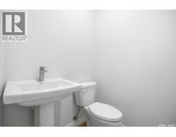 145 Emma Crescent, Martensville, SK S0K2T0 Photo 16