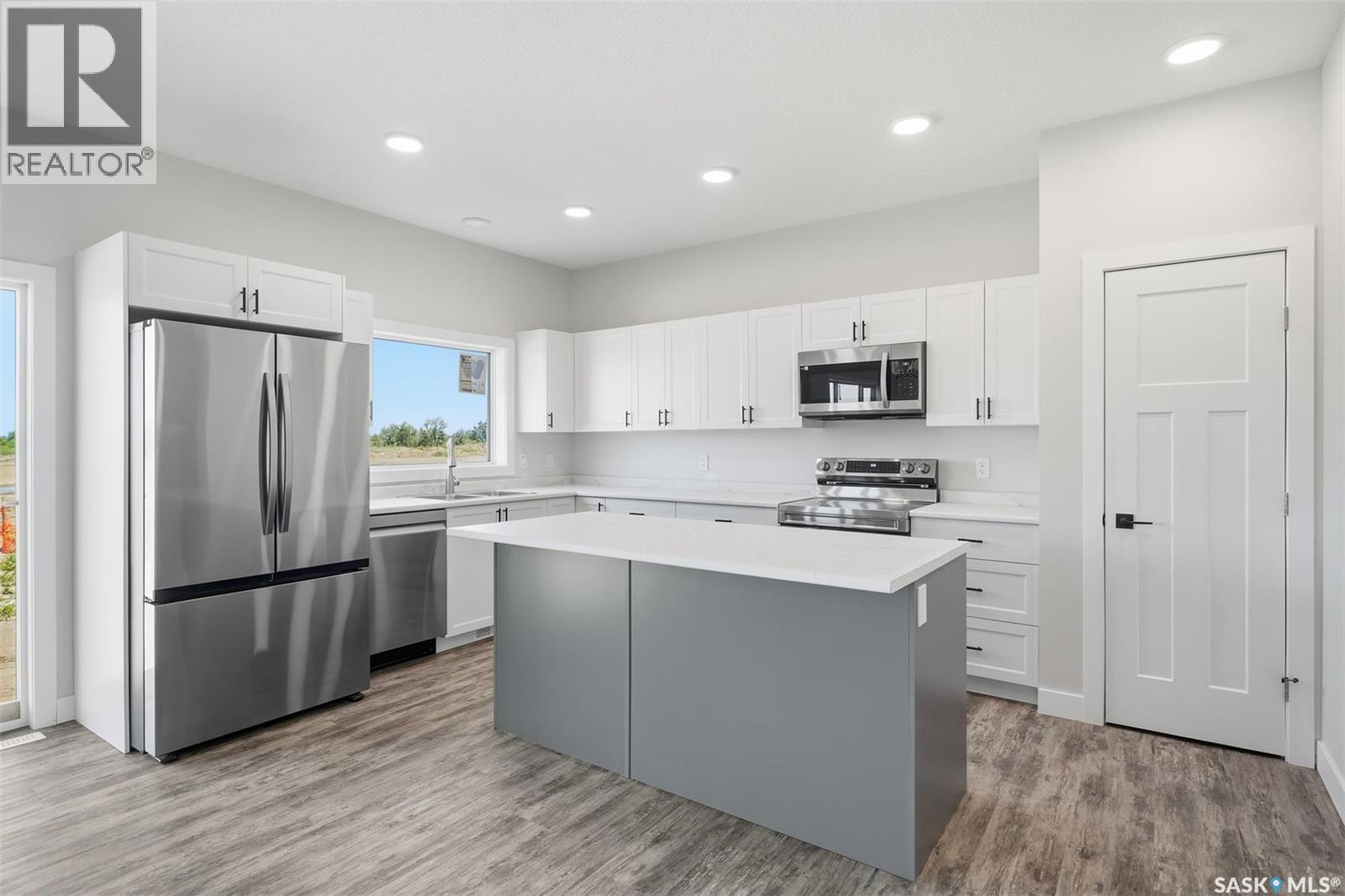 149 Emma CRESCENT - 5