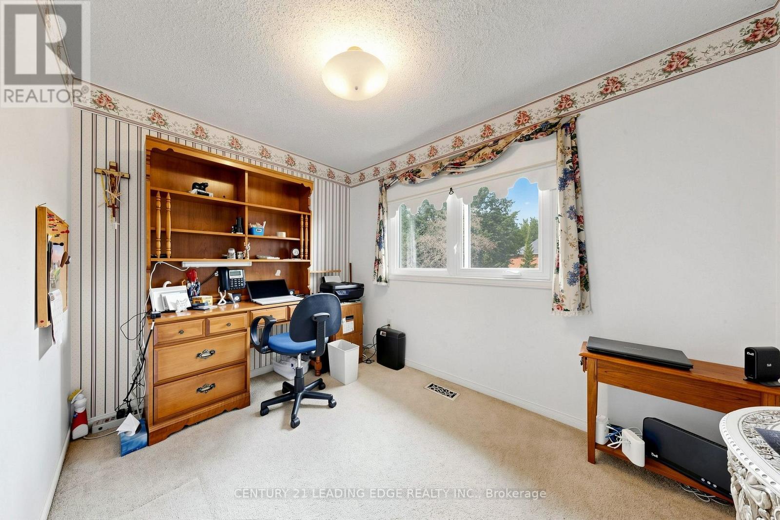 76 TILMAN CIRCLE - Image 33