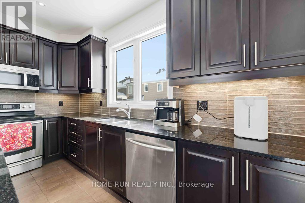 358 MEADOWBREEZE DRIVE - Image 13