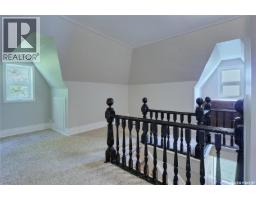 366 Central Street, Central Butte, SK S0H0T0 Photo 13