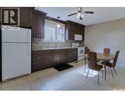 366 Central Street, Central Butte, SK S0H0T0 Photo 9