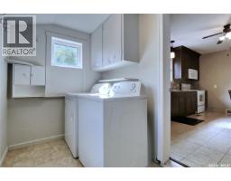 366 Central Street, Central Butte, SK S0H0T0 Photo 18