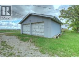 366 Central Street, Central Butte, SK S0H0T0 Photo 21