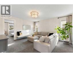 4pc Bathroom - 103 Nolancliff Crescent Nw, Calgary, AB T3R0S6 Photo 18