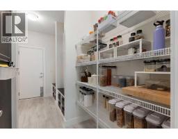 Laundry room - 103 Nolancliff Crescent Nw, Calgary, AB T3R0S6 Photo 9