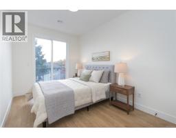 B 2235 Shelbourne St, Victoria, BC V8R4L2 Photo 20