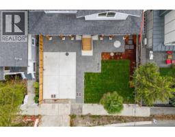 B 2235 Shelbourne St, Victoria, BC V8R4L2 Photo 29